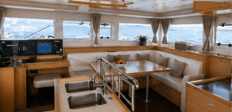 Katamaranvermietung Lluna — Lagoon 450 F Ibiza